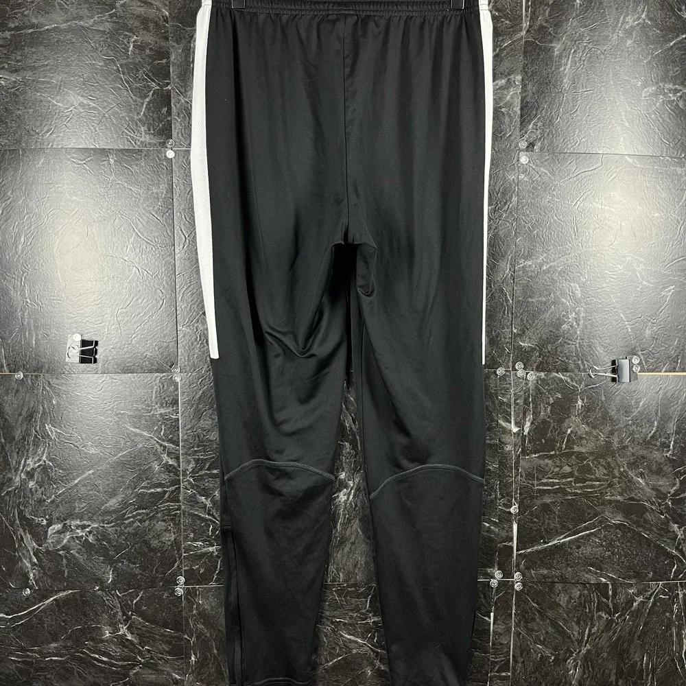Nike Men's Black Dri-Fit Track Pants Medium